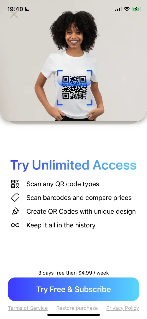 The paywall screen of the QR Code Reader app